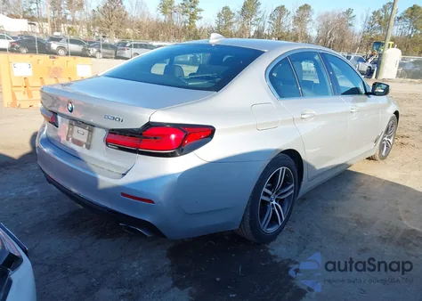 2021 BMW 530I xDrive z USA, uszkodzony, nr VIN WBA13BJ00MWX06357